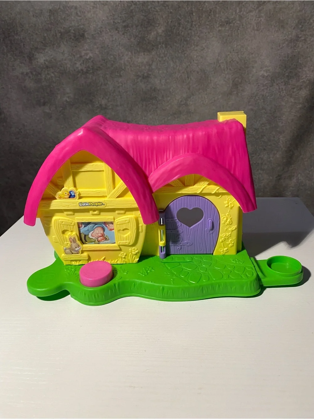 Fisher Price Little People Disney Snow White Seven Dwarfs Cottage House Only